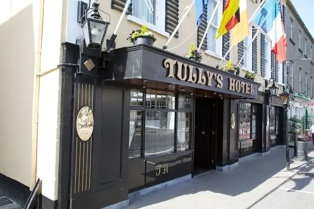 Tully's Hotel