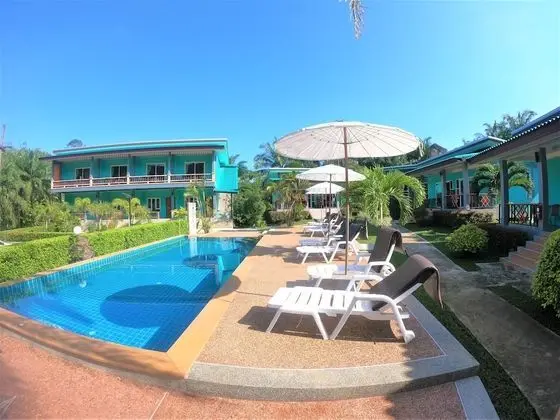 Tum Mai Kaew Resort