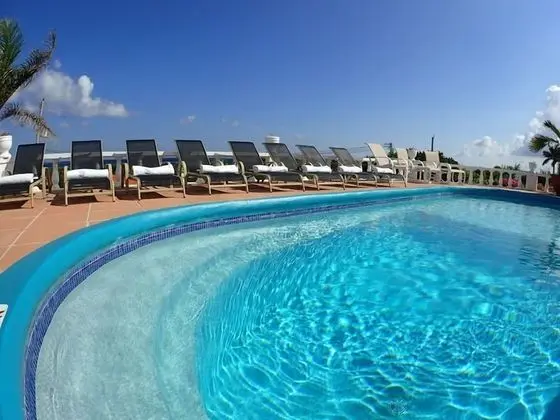 Tumac Villa, 4BR by Jamaican Treasures - Havuz