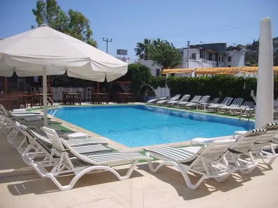 Tumay Hotel - Havuz