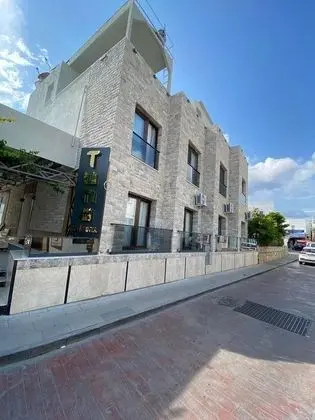 Tuna Pension & Hotel