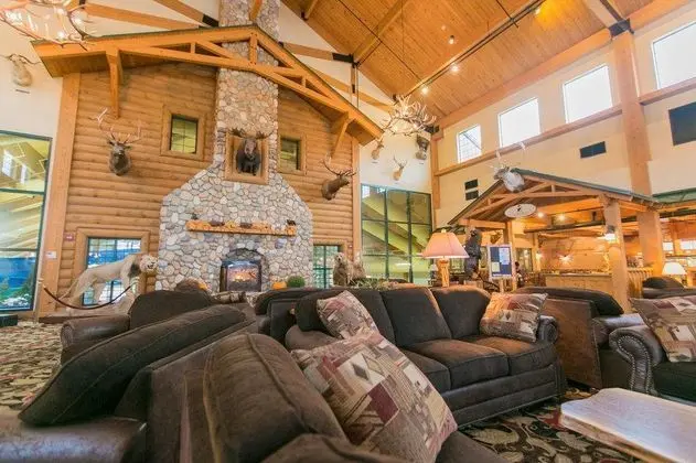 Tundra Lodge Resort