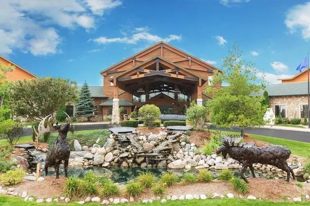 Tundra Lodge Resort