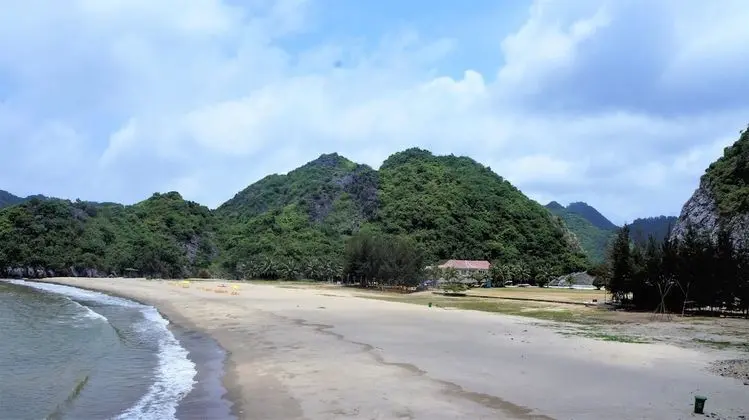 Tung Thu Beach Bungalow - Plaj