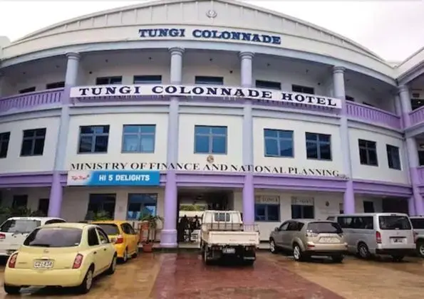 Tungi Colonnade Hotel