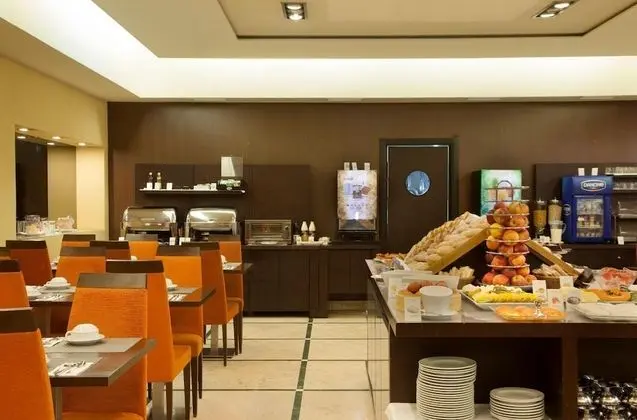 TURIM Ibéria Hotel - Yerinde Yemek