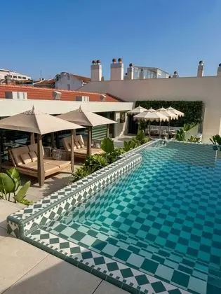 TURIM Lisboa Hotel - Havuz