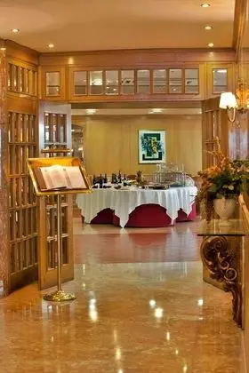 TURIM Lisboa Hotel - Yerinde Yemek
