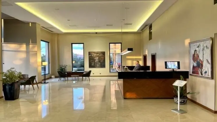 Turkmen Riverside Hotel - Lobi