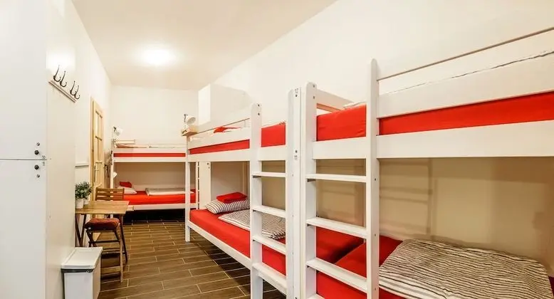 Turn Hostel - Oda