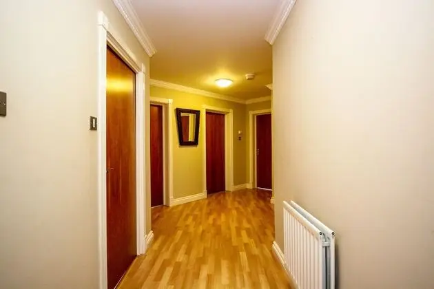 Turnberry Apartments - İç Mekan