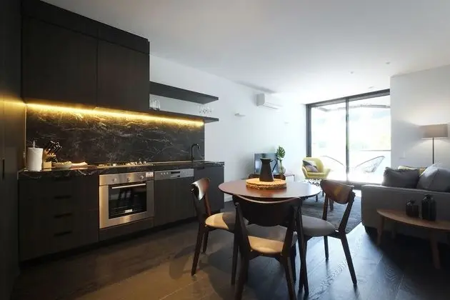 Turnkey Accommodation – North Melbourne - Öne Çıkan Resim