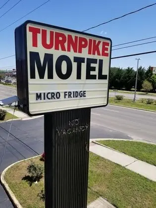 Turnpike Motel - Dış Mekan