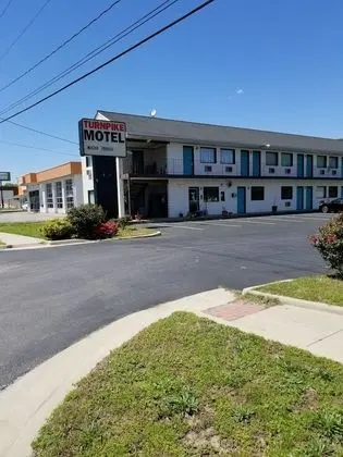 Turnpike Motel - Lobi