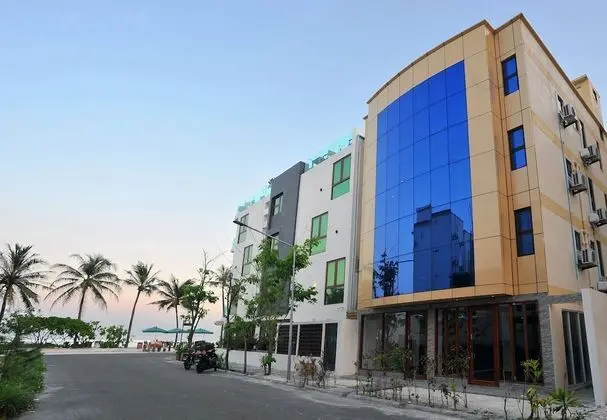 Turquoise Residence by UI - Öne Çıkan Resim