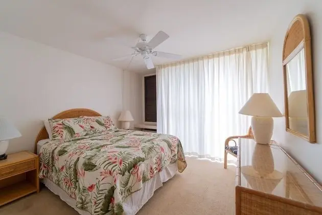 Turtle Bay Anthurium**ta-155327078401 2 Bedroom Condo by RedAwning - Oda