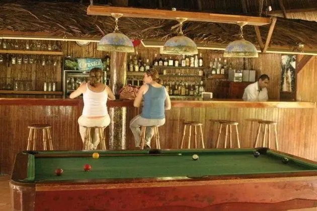 Turtle Beach Lodge - Bar