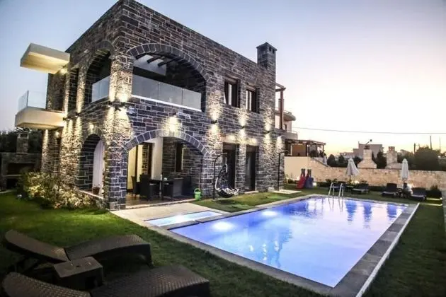 Turtuli Villas by Checkin