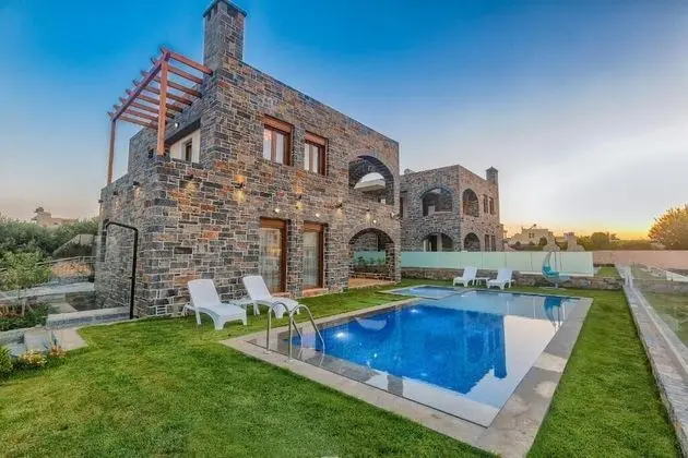 Turtuli Villas by Checkin - Öne Çıkan Resim