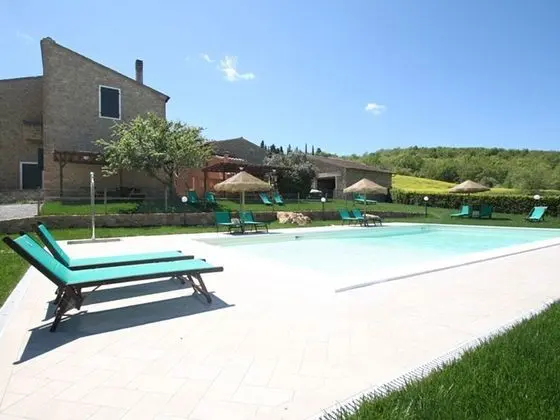 Tuscan Farmhouse in Montescudaio With Private Pool