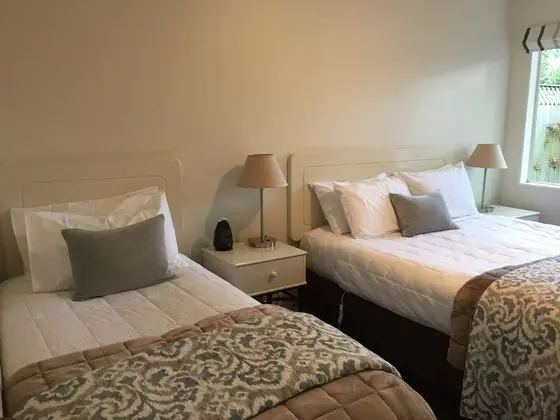 Tuscana Motor Lodge