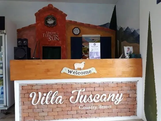Villa Tuscany Country Resort - Lobi