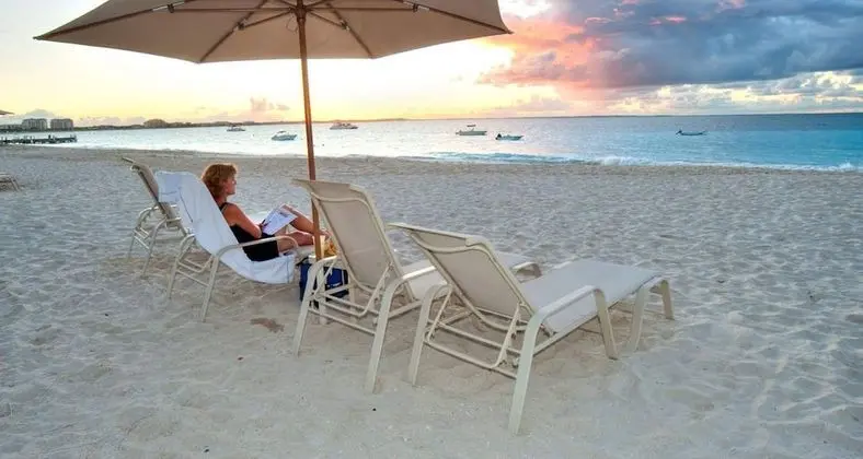 The Tuscany on Grace Bay - Plaj