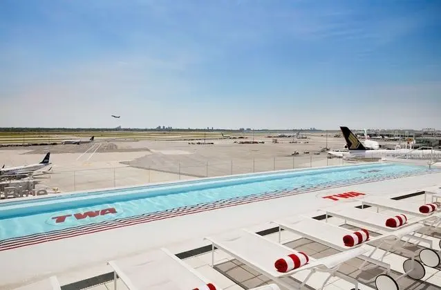 TWA Hotel at JFK Airport - Havuz