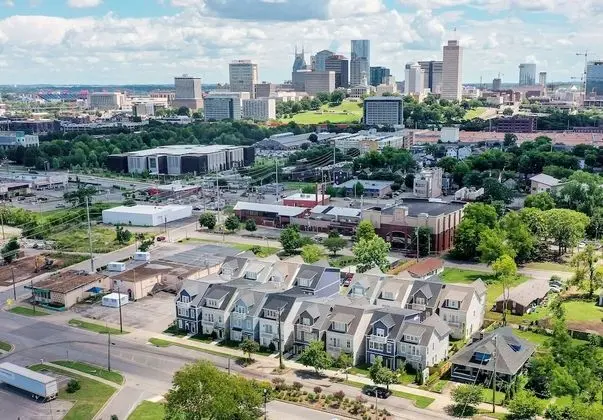 Twain by Avantstay Colorful 4BR Condo in Heart of Nashville - İç Mekan