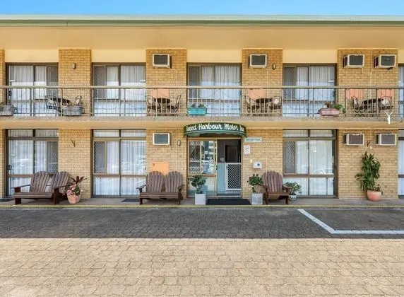Tweed Harbour Motor Inn - Dış Mekan