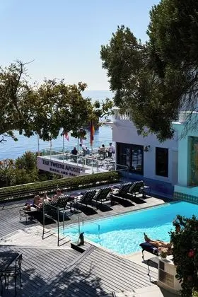 The Twelve Apostles Hotel - Havuz