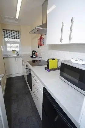 Twelve Holiday Apartments - Mutfak