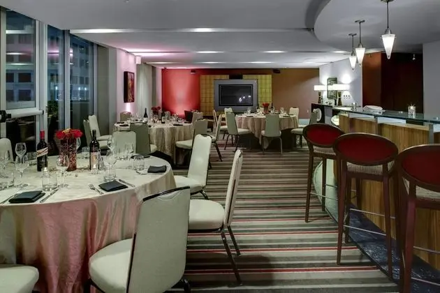 Twelve Midtown, Autograph Collection
