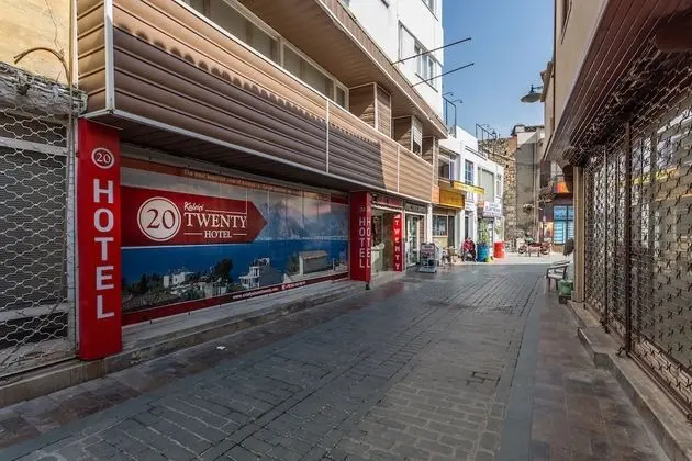 Hotel Twenty - Dış Mekan