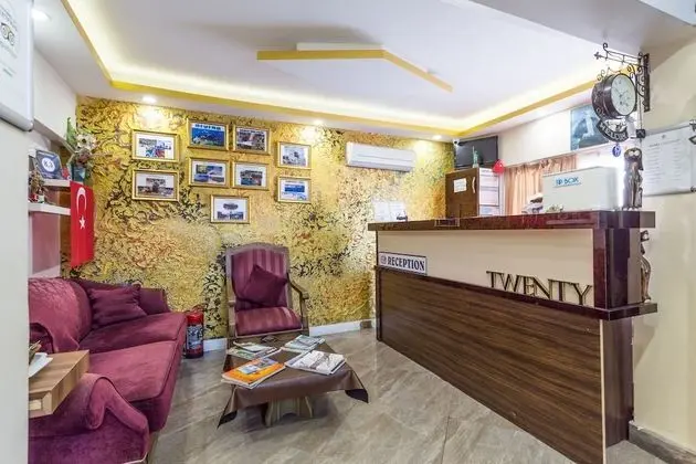 Hotel Twenty - Lobi