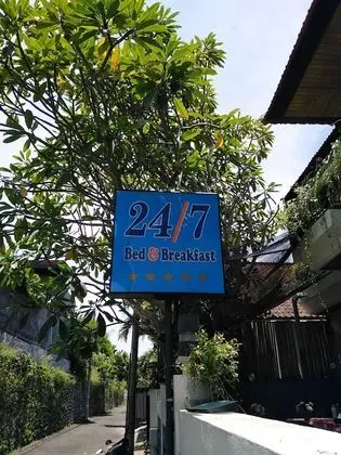 Twenty4Seven Bed & Breakfast - Dış Mekan