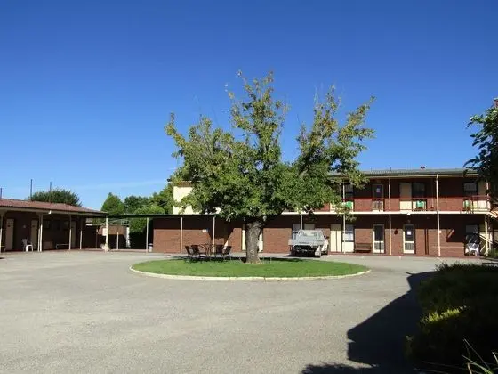 Twin City Motor Inn - Dış Mekan