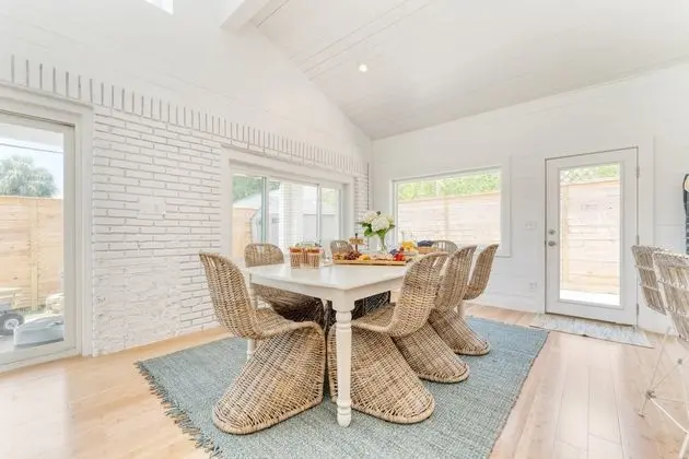 Twin Fin by Avantstay Walk to the Beach - Chic 30A Retreat - Yerinde Yemek