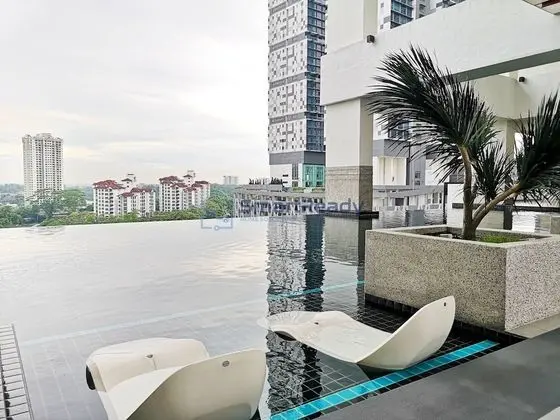 Twin Galaxy at JB by SR Home - Havuz