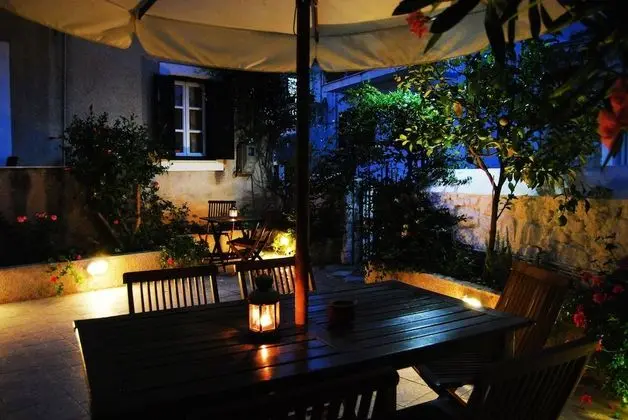 Twin House - Dış Mekan