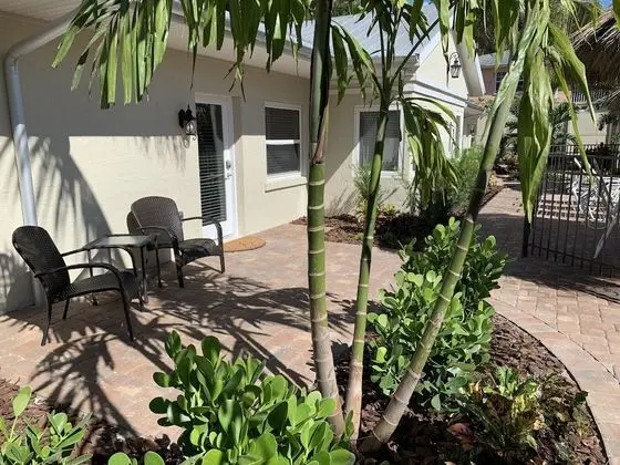 Twin Palms at Siesta - Dış Mekan