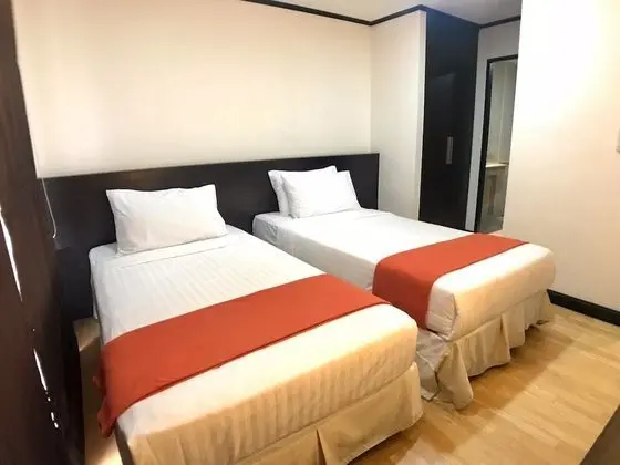 Twin Peaks Sukhumvit Suites - Oda