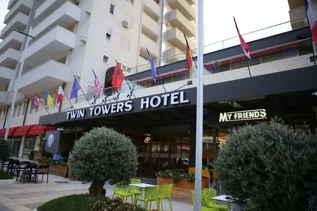 Twin Towers Hotel - Dış Mekan