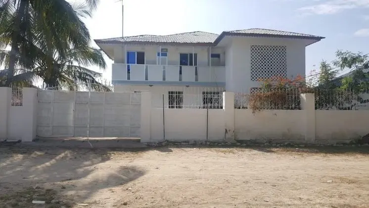 Twin Villa