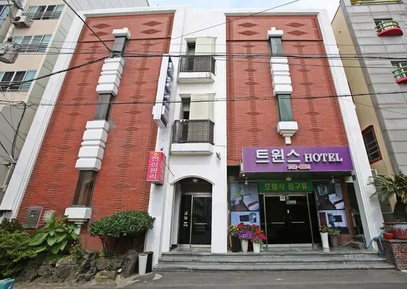 TWINS HOTEL JEJU
