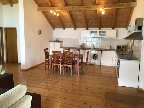 Two Bedroom Apartment With Amazing Views - Mutfak