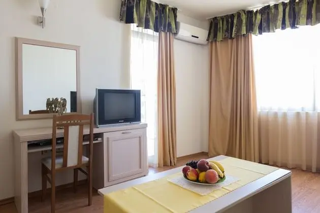 Two Bedroom Apartment with Balcony - Oda