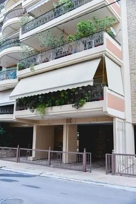 Two Bedroom Apartment in Kesariani - Dış Mekan