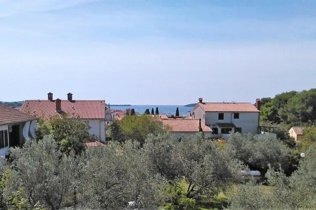 Two-bedroom apartment with sea view