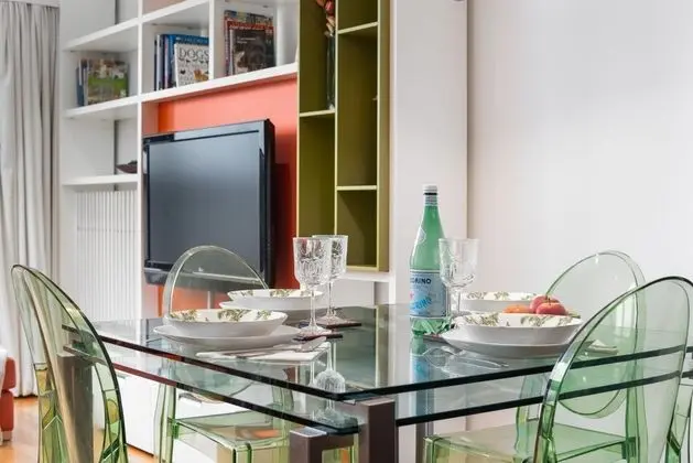 Two Bedroom Flat With Balcony in Central Wimbledon by Underthedoormat - Yerinde Yemek